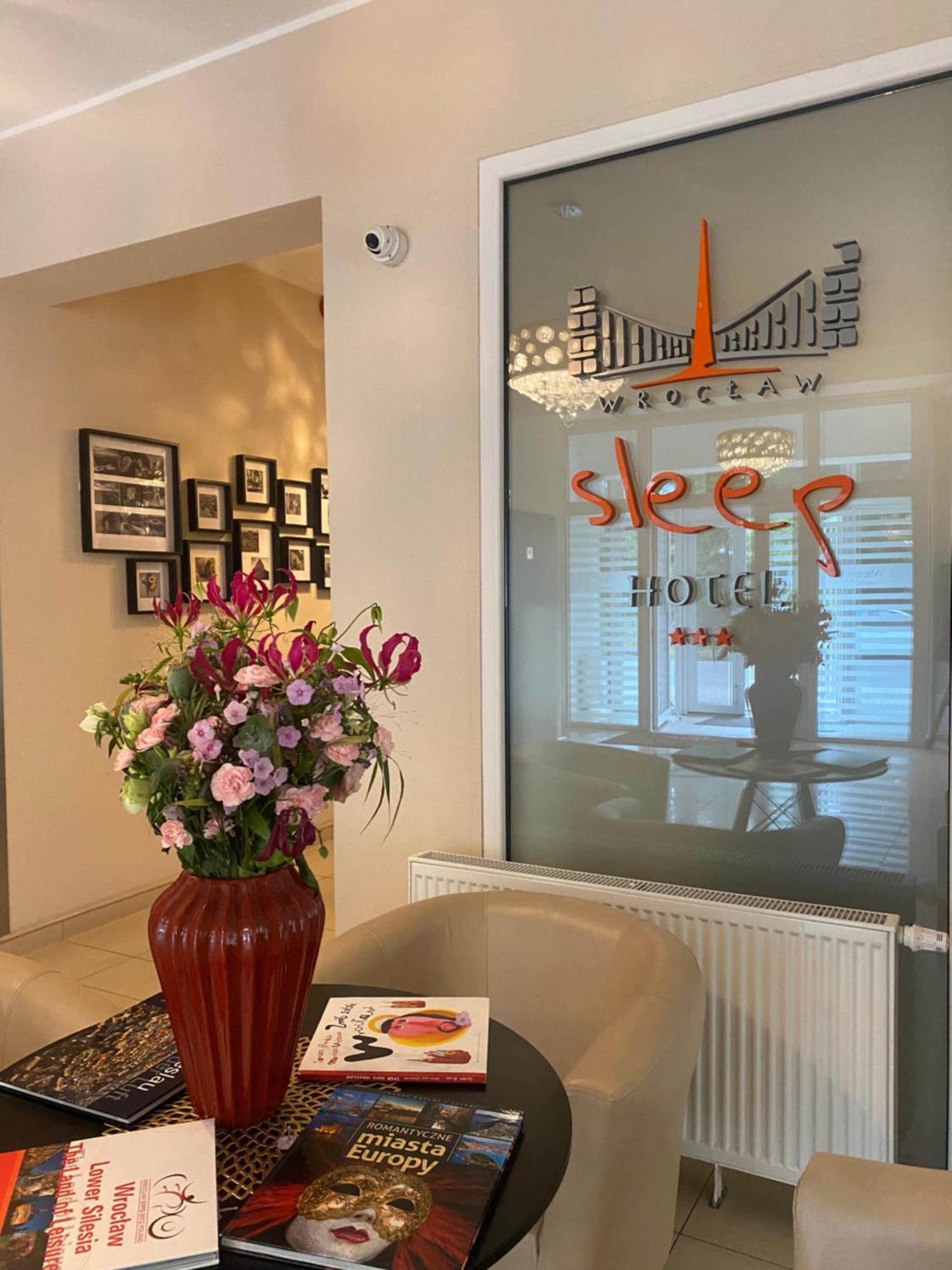 Hotel Sleep วรอตซวาฟ ภายนอก รูปภาพ