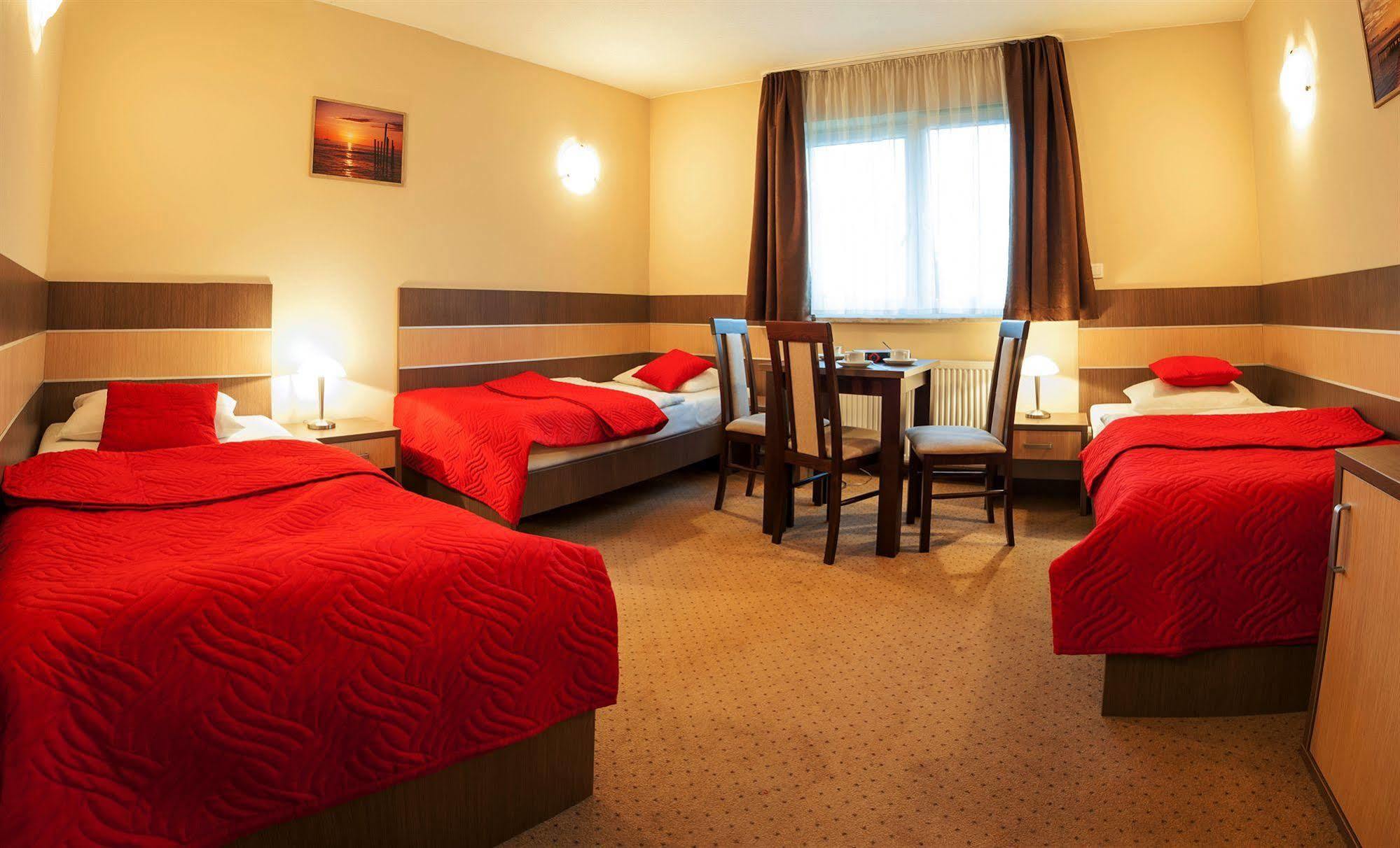 Hotel Sleep วรอตซวาฟ ภายนอก รูปภาพ