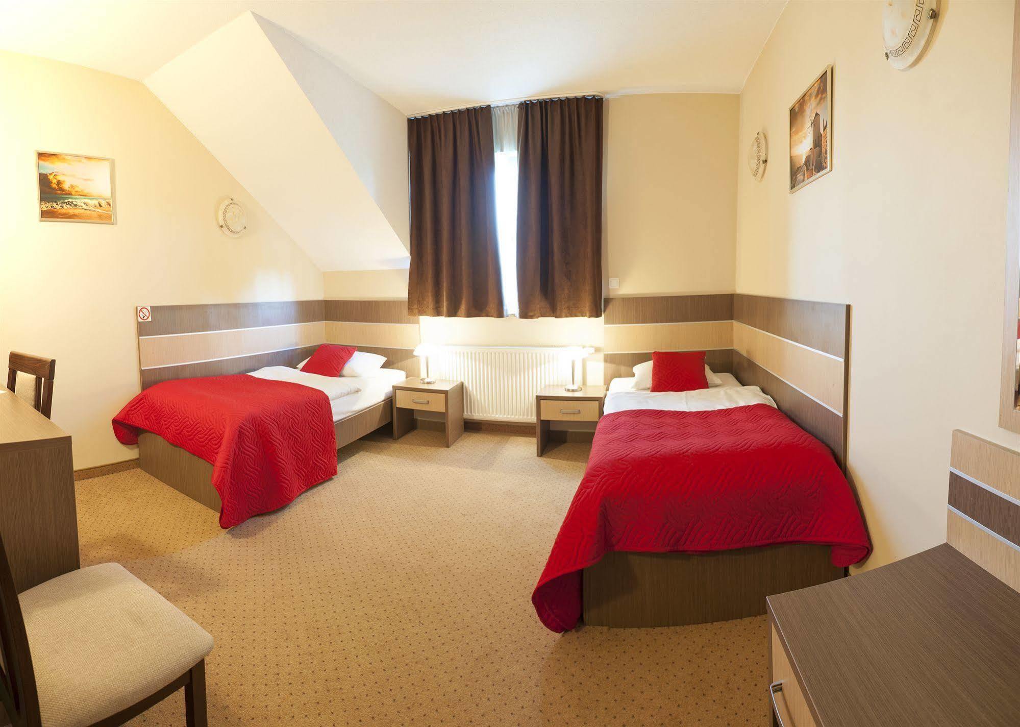 Hotel Sleep วรอตซวาฟ ภายนอก รูปภาพ